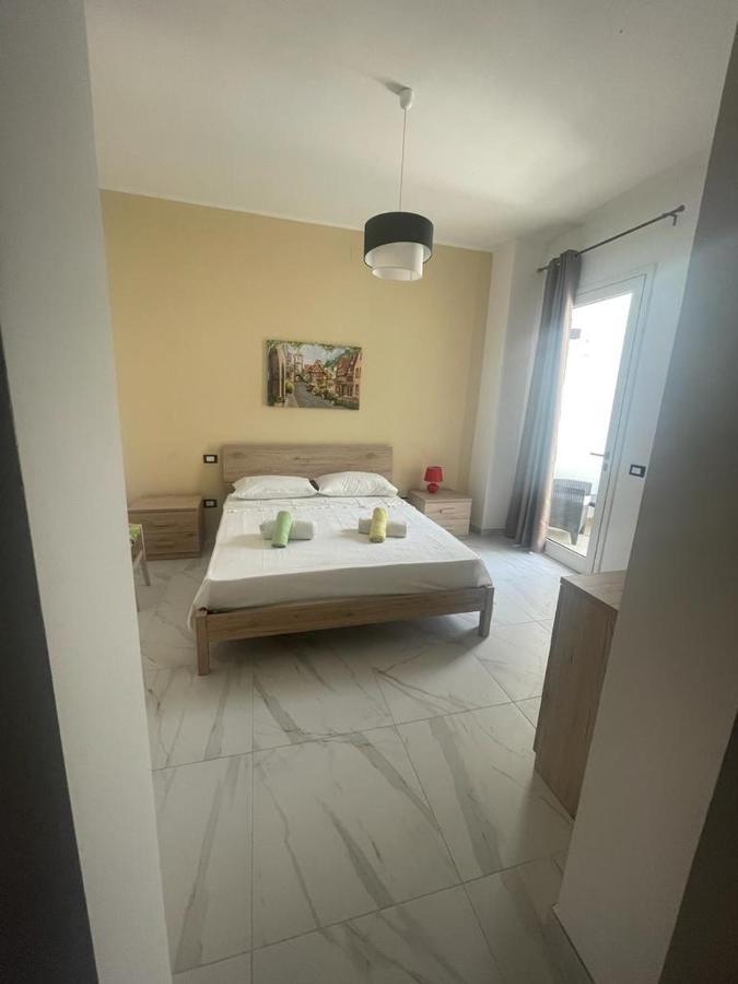 Camere Lorenzo Porto Cesareo Eksteriør billede